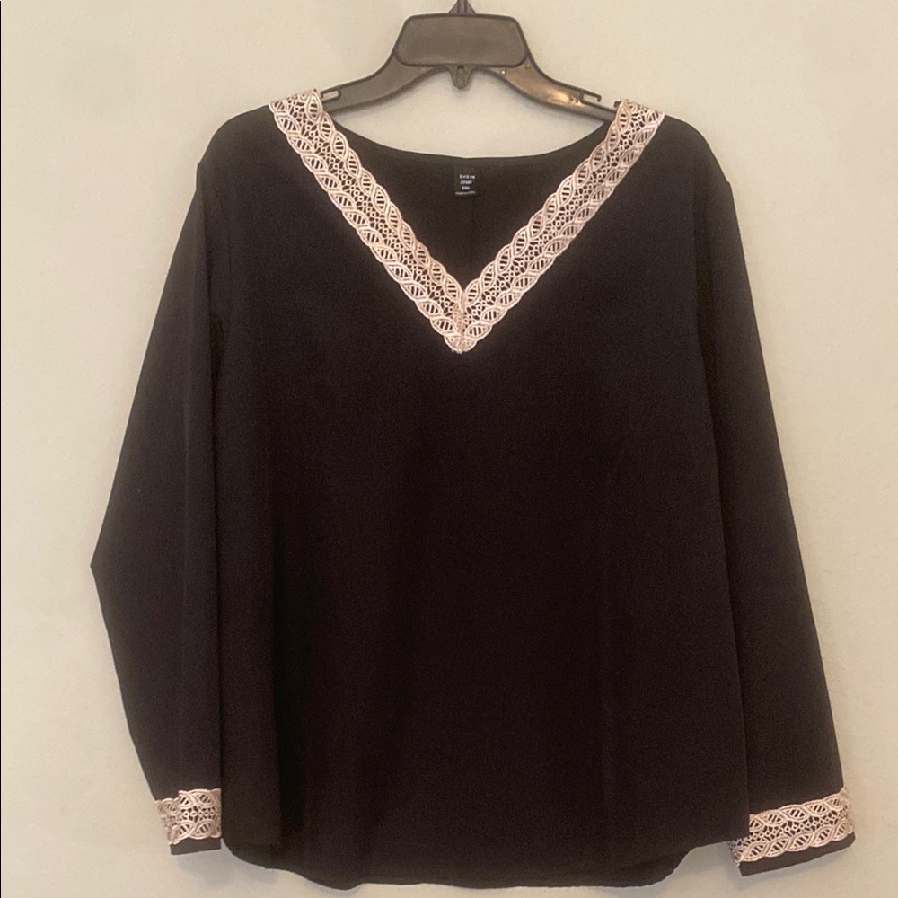 SHEIN Black Long Sleeve Top with Pink Lace Trim